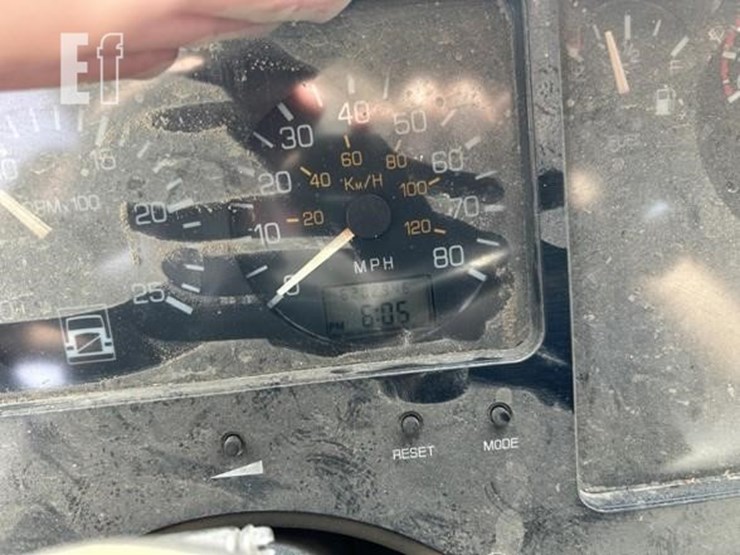 white/gmc-wg64t-image-20