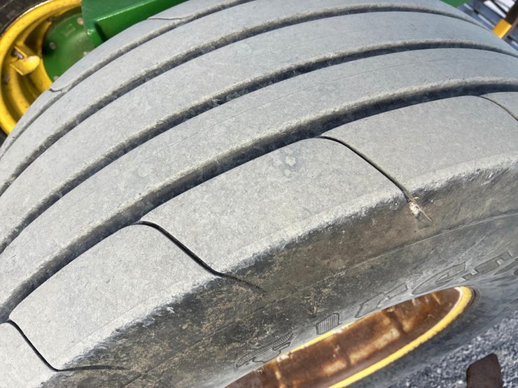 john-deere-2210-image-29