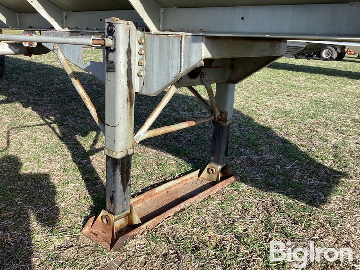 1965-standard-steel-36’-aluminum-t/a-water-tanker-trailer-image-13