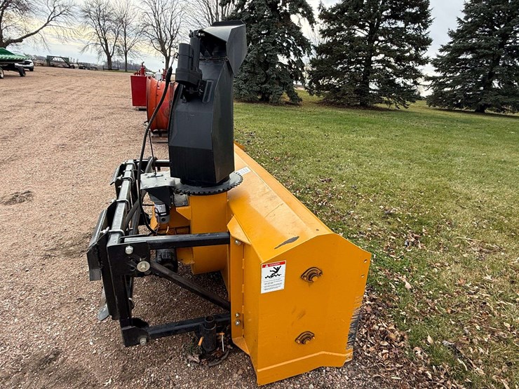 lorenz-6’-skid-loader-mounted-snow-blower,-electric-turn-and-spout,-dual-auger,-has-hoses-and-ends,-image-4