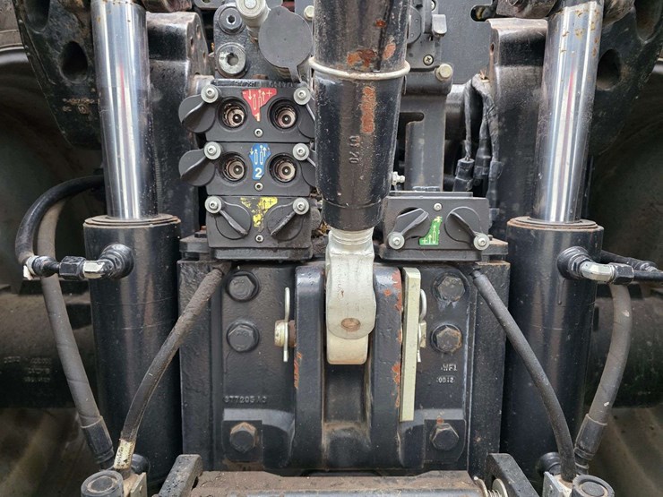 2020-magnum-250-image-30