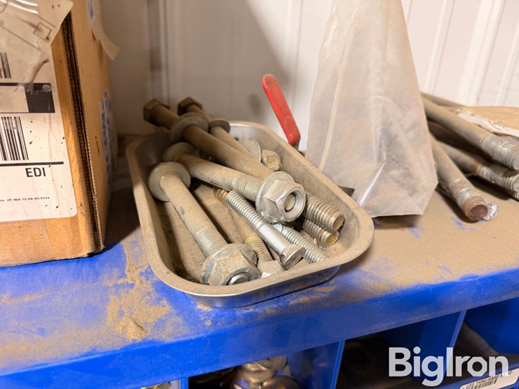 fastenal-full-bolt-bin-image-18