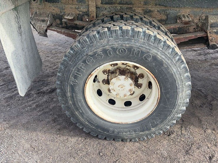 1989-ford-cf8000-image-13