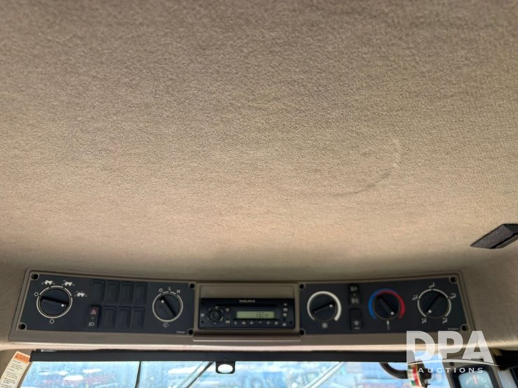 case-ih-titan-3020-image-109