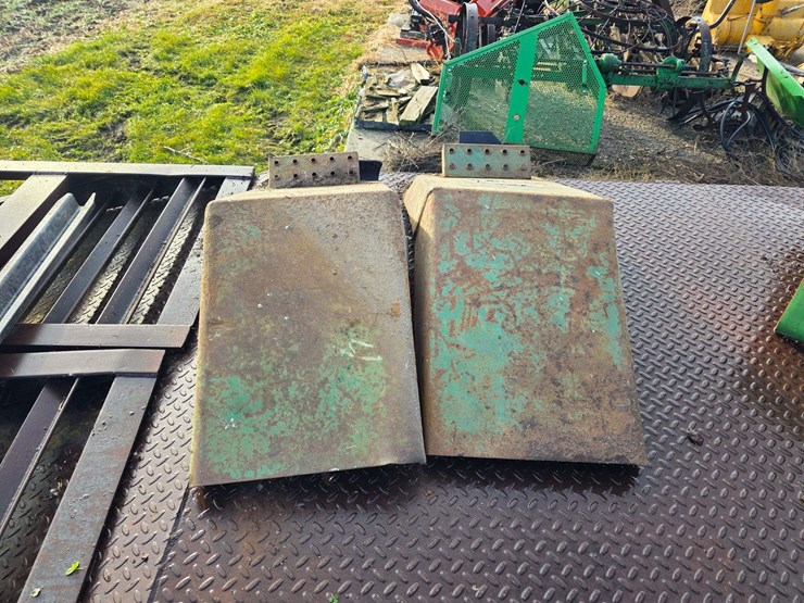 hiniker-front-fenders-image-5