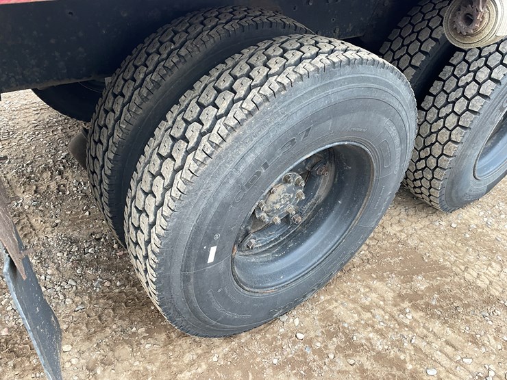 #1134-•-1993-ford-sheetrock-boom-truck-(has-mn-title)-image-25