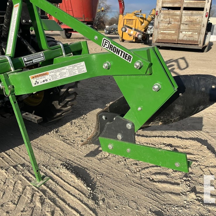 2017 FRONTIER PB1001