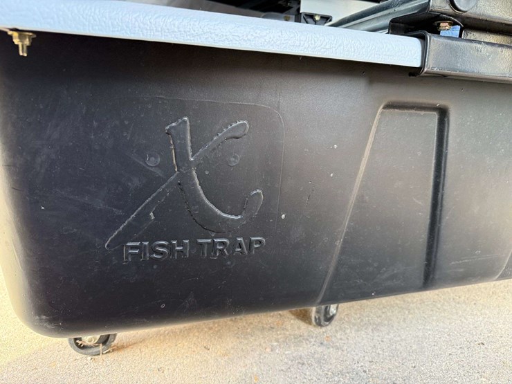 clam-x-200-pro-thermal-fish-house,-fully-insulated,-with-sled-and-hitch,-led-light-bar,-2-doors-image-13