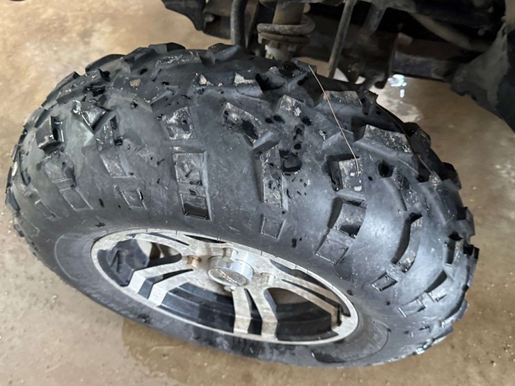 2009-arctic-cat-700-image-17