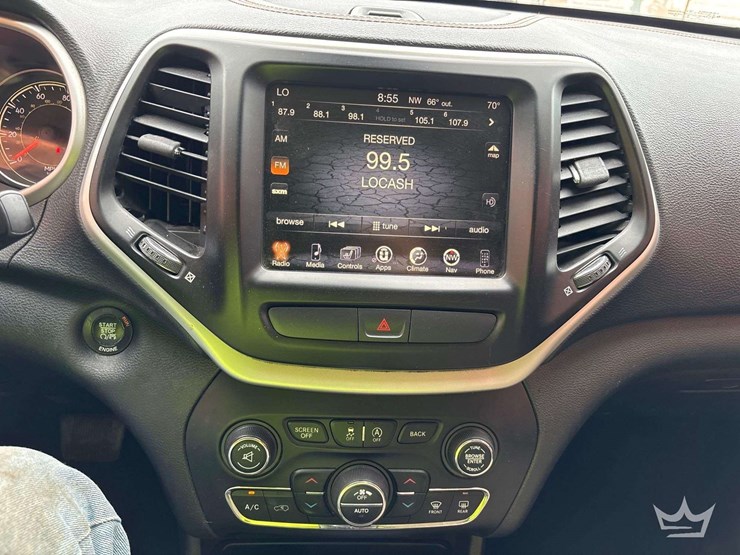 2015-jeep-cherokee-image-15