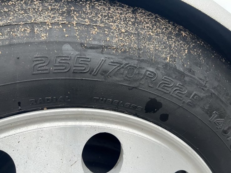 2017-freightliner-cascadia-tri-axle-truck-tractor-image-17