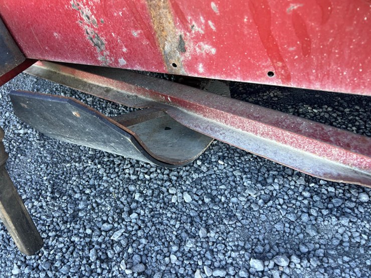 case-ih-1064-image-18