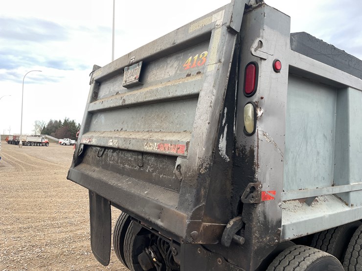 #1126-•-1999-sterling-dump-truck-(has-mn-title)-image-23