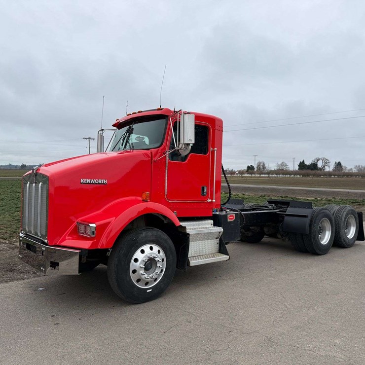 2004 KENWORTH T800