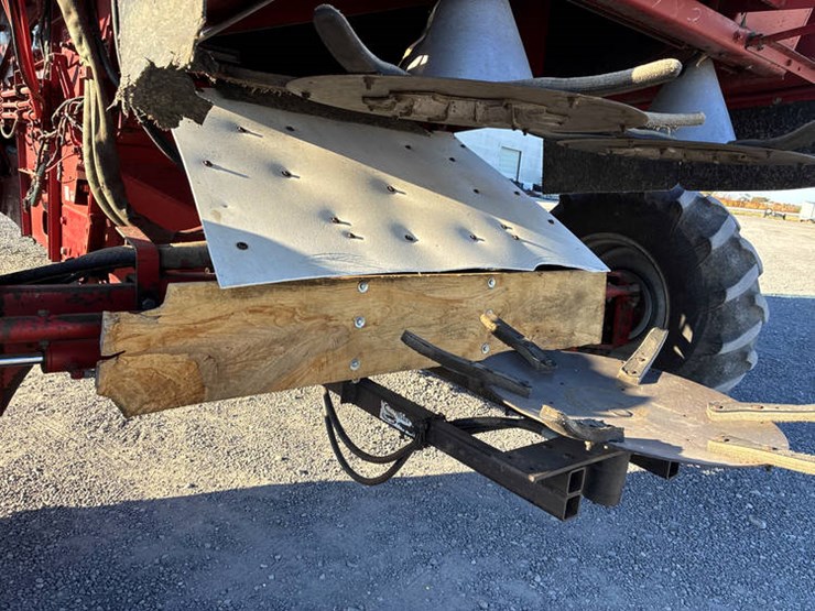 case-ih-1660-image-29