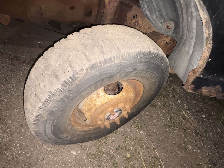 1994-ford-f350-xlt-image-16