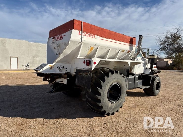 1981-new-leader-l2020-image-4