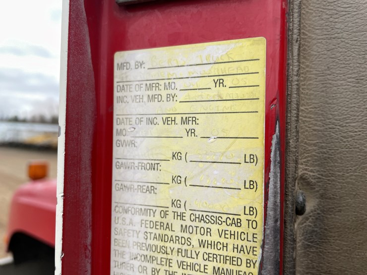 #1130-•-2005-international-5500i-6x4-dump-truck-(has-mn-title)-image-50