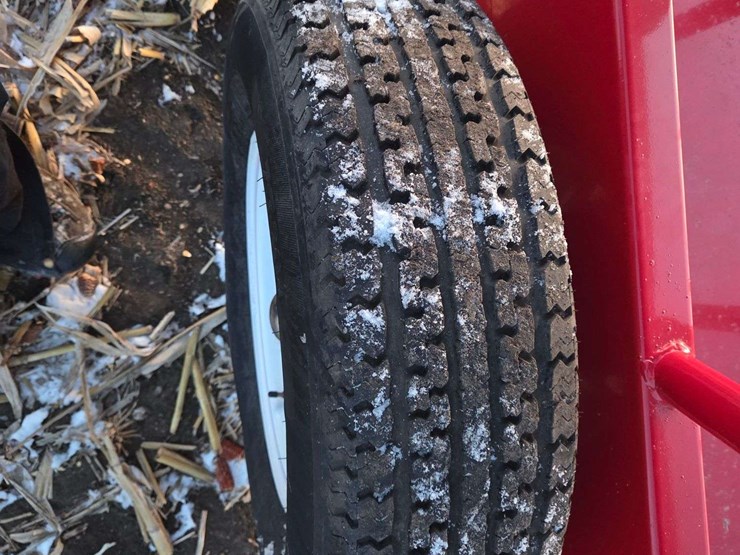 ia-84r-24'-silage-feeder-wagon-tricycle-front-16"-tires-new.-this-item-is-located-in-south-dakota,-t-image-7