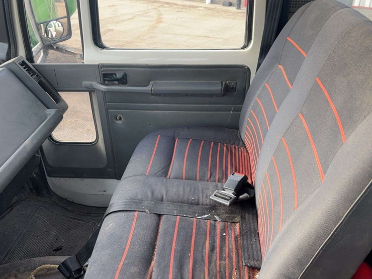 1989-ford-cf8000-image-36