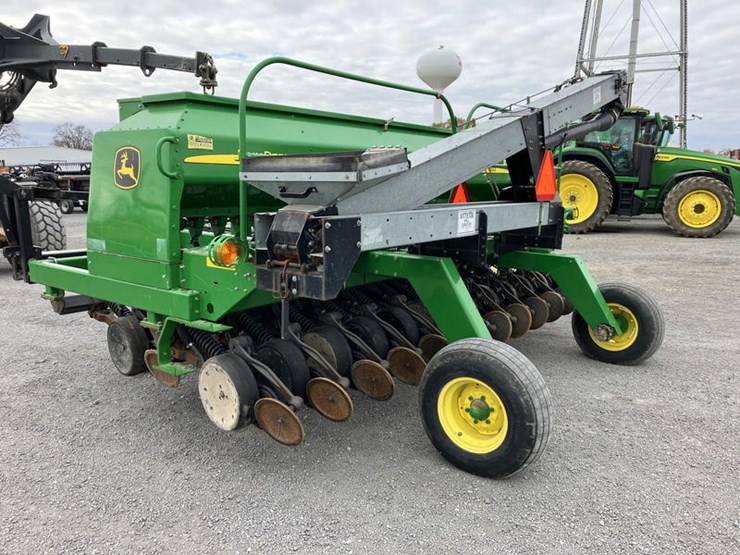 john-deere-1590-image-12