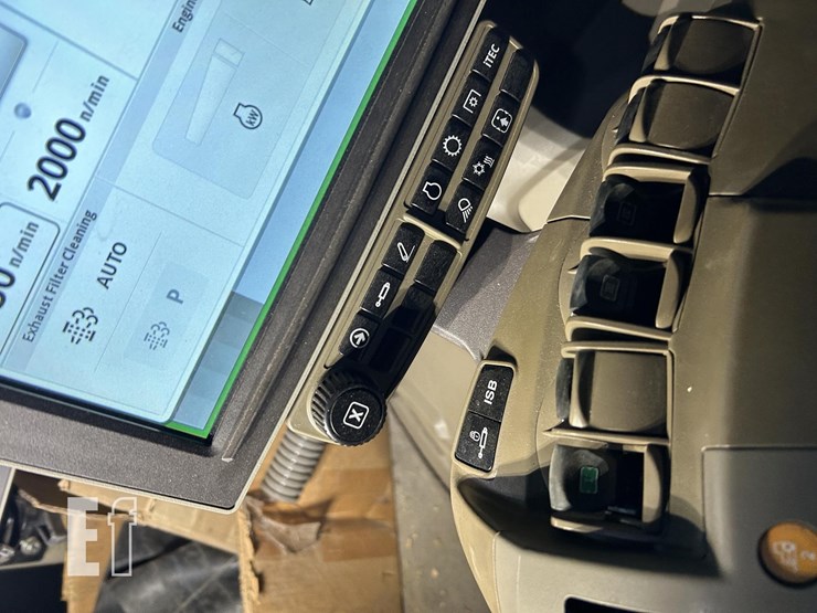 2022-john-deere-9r-590-image-72