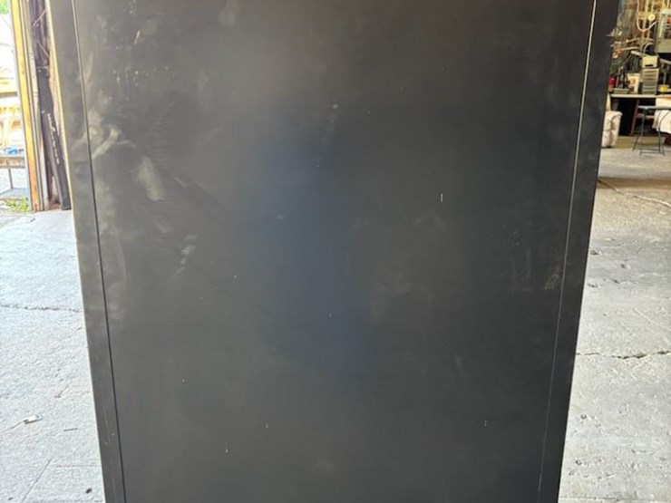 crane-cold-food-vending-machine-(njp425,-unit-3)-image-2