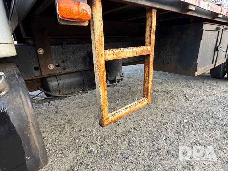 international-4700-image-25