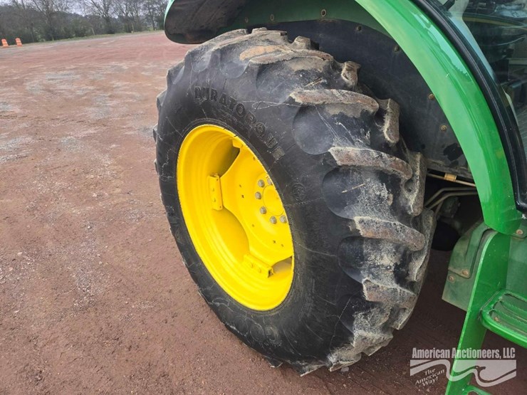 john-deere-5085m-image-11