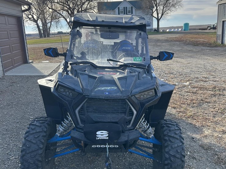 2022-polaris-rzr-1000-image-2