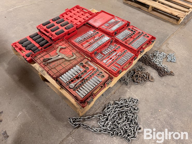 milwaukee-full-socket-sets-image-1