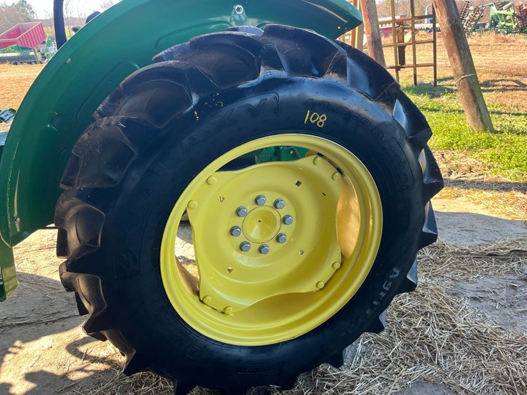 john-deere-5045e-image-27