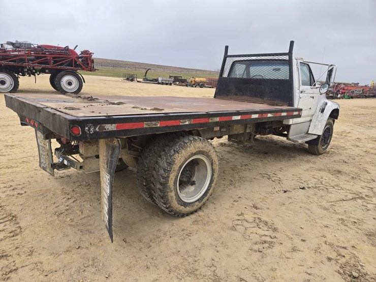 1996-ford-f700-image-9