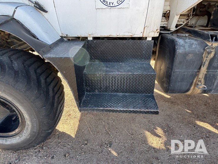 1981-new-leader-l2020-image-21