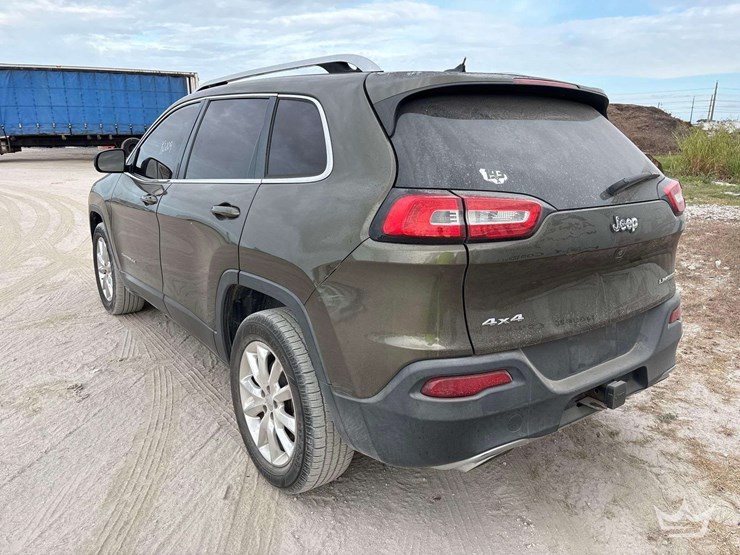 2015-jeep-cherokee-image-4