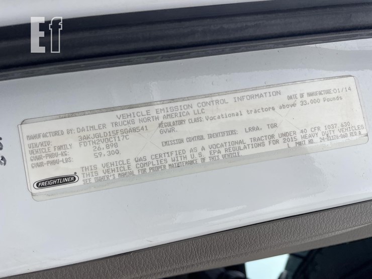 2014-freightliner-cascadia-125-image-37