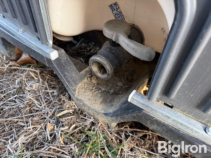 poly-265-gal-containers-image-12