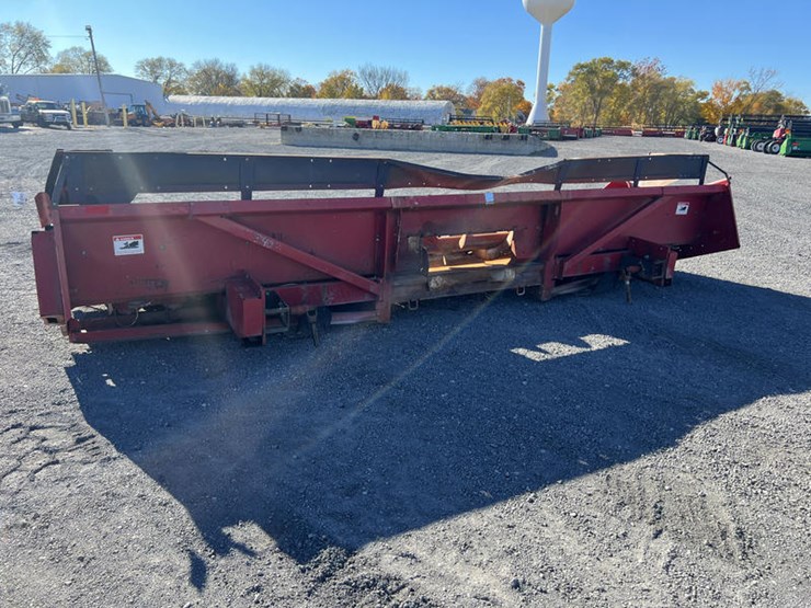 case-ih-1064-image-19