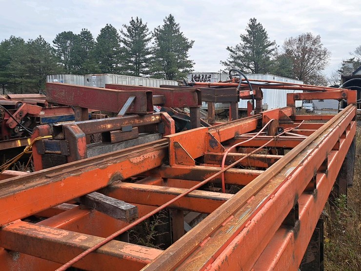 #4402-•-morbark-carriage-&-track-image-13