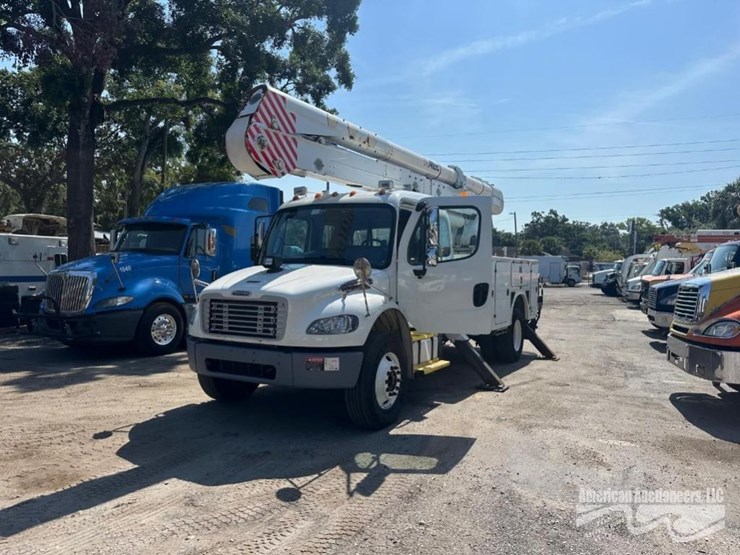 freightliner-m2-106-image-6