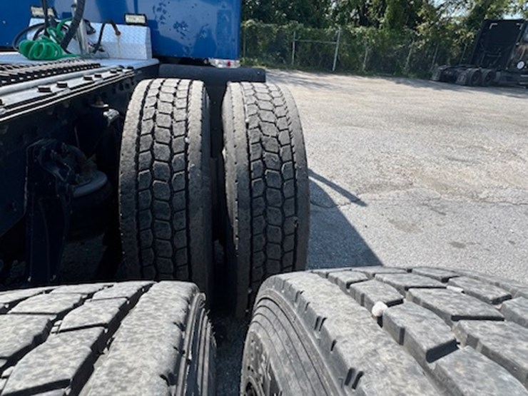 2000-kenworth-w900-image-9