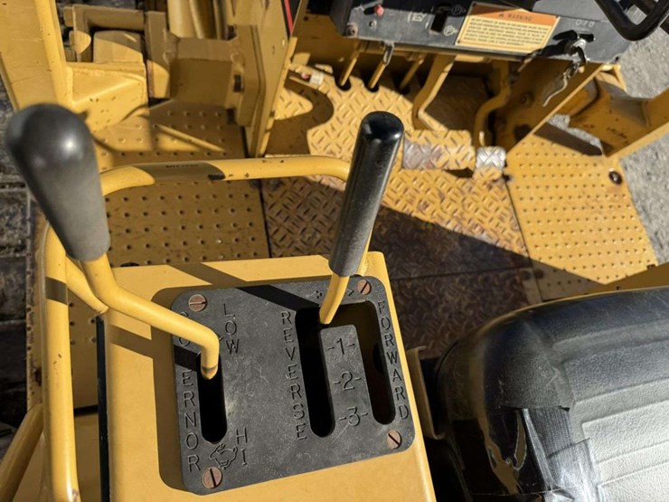 caterpillar-d3c-xl-image-19