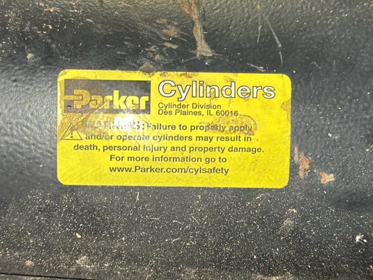 #159-•-2-cylinders-image-5