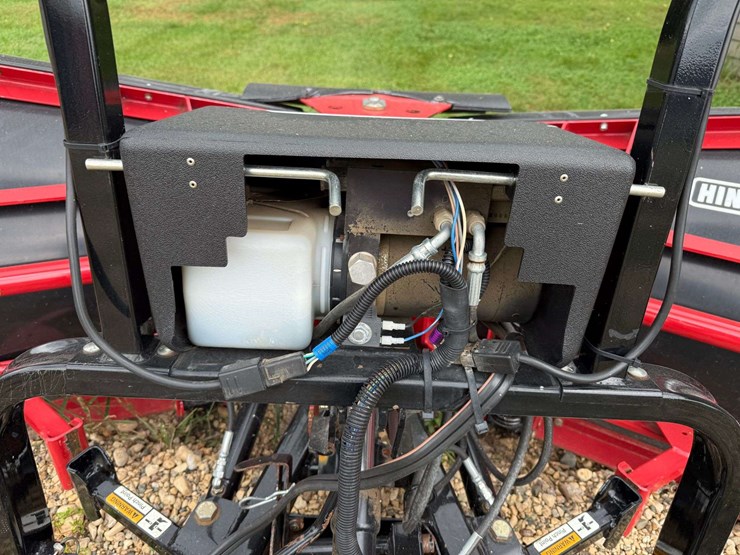 2018-hiniker-poly-snowplow-with-mounts-for-a-99-01-3/4-ton-chevrolet,-has-controller-image-8