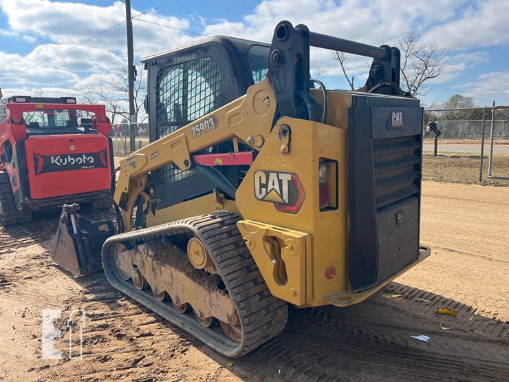 2020-caterpillar-259d3-image-2