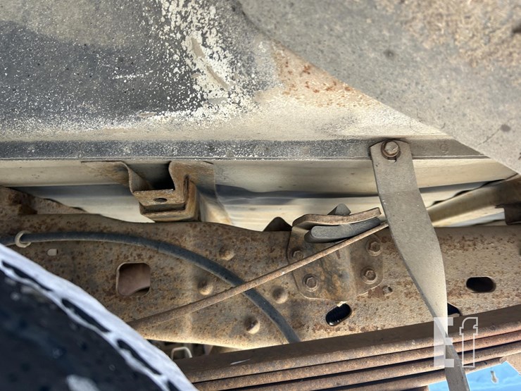 2003-ford-f350-xlt-image-25