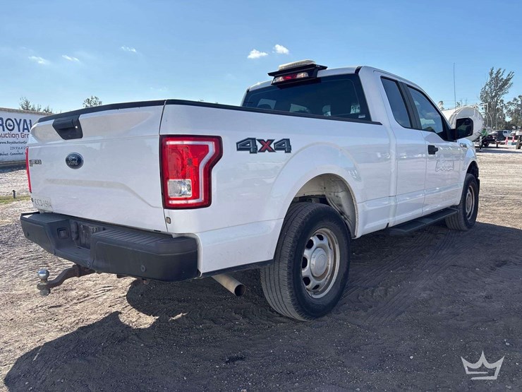 2017-ford-f150-image-3