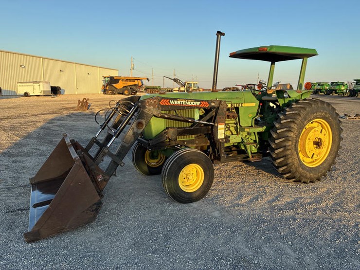 john-deere-2940-image-1