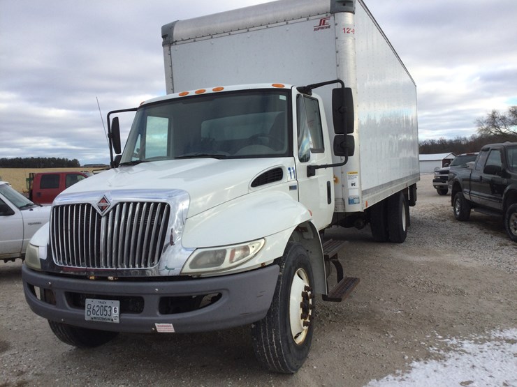 2013-international-durastar-4300-image-1