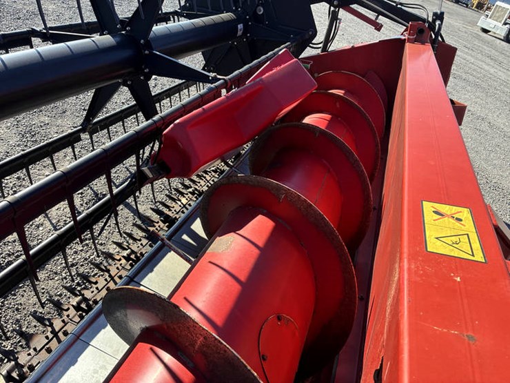 2012-case-ih-3020-image-10